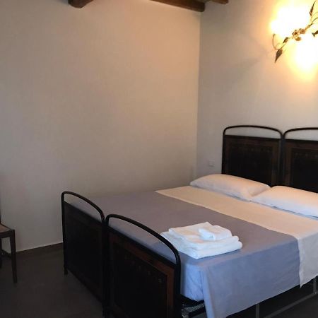 La Sosta Camere & Appartamenti San Felice sul Panaro Bagian luar foto