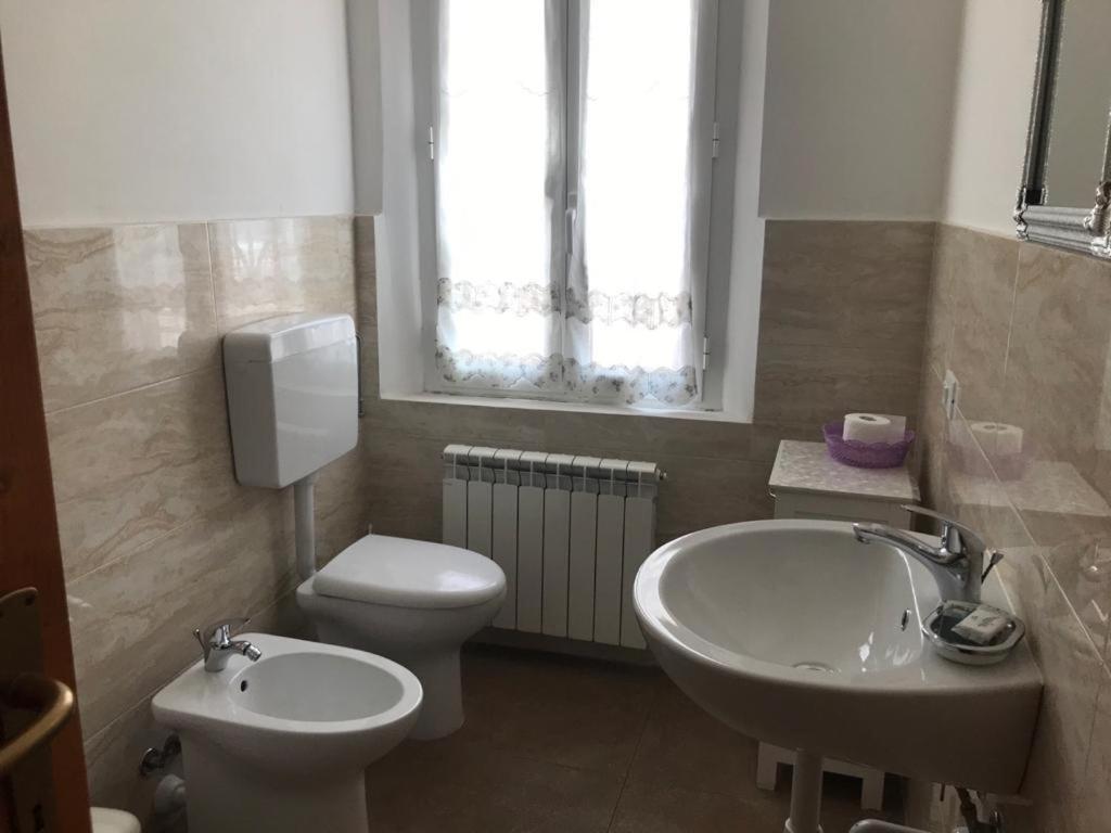 La Sosta Camere & Appartamenti San Felice sul Panaro Ruang foto